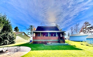 10874 Park Place Dr, Evart, MI 49631