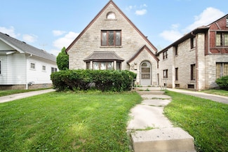 3125 N 48th St Unit 3127, Milwaukee, WI 53216