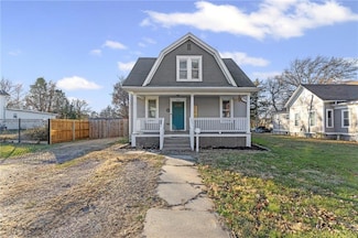 436 S Ash St, Ottawa, KS 66067