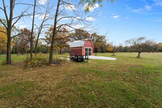 1311 E Broadway Ave, Winthrop Harbor, IL 60096
