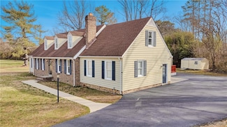 11411 Colfax Rd, Glen Allen, VA 23059