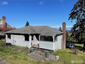 633 E Park Ave, Port Angeles, WA 98362