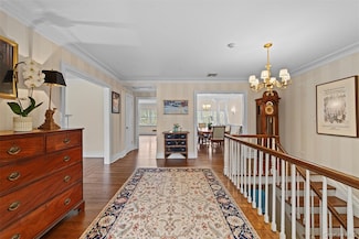 52 Oakledge Rd, Bronxville, NY 10708