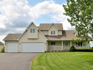 8165 Fern Ln, Loretto, MN 55357