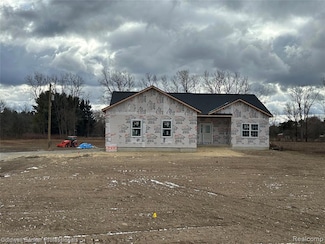 2080 Bowers Rd, Lapeer, MI 48446