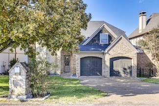 216 Hide a Way Dr, Mabank, TX 75156