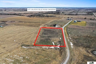 SW 36th Street W Lady May Ln 68404