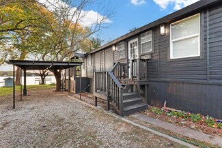 2111 E Lake Dr, Weatherford, TX 76087