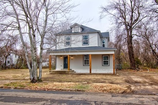 1022 Emporia St, Muskogee, OK 74401