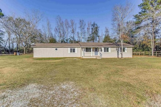 6750 Camp Henderson Rd, Jay, FL 32565