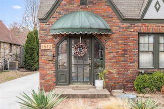 1512 S Gary Place, Tulsa, OK 74104