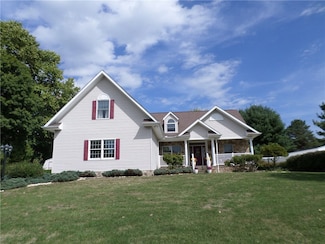 230 Crago Ave, Waynesburg, PA 15370