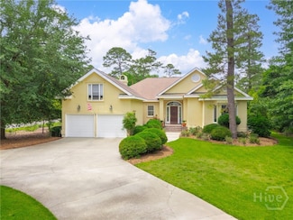 10 Flowing Wells Ln, Savannah, GA 31411