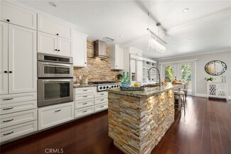 6175 E Morningview Dr Unit 17, Anaheim, CA 92807