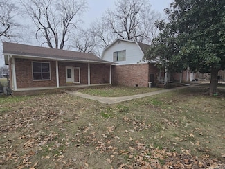 900 Grayson St, Paragould, AR 72450