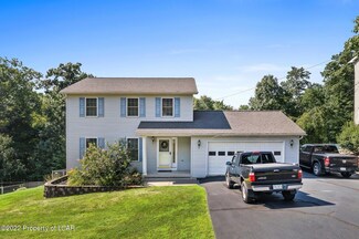 14 Rebel Hill Rd, Mountain Top, PA 18707