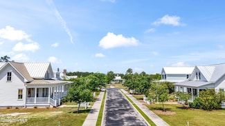 81 Boathouse Rd, Oriental, NC 28571