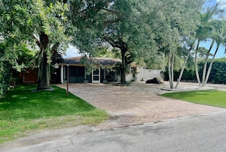 5387 Garfield Rd, Delray Beach, FL 33484