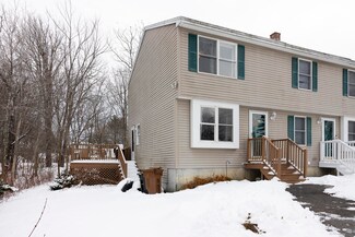 27 Pepperell St Unit 1, Saco, ME 04072