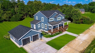 8303 Zoar Rd, Loveland, OH 45140