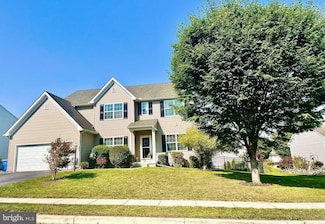 223 Torrington Dr, York, PA 17402