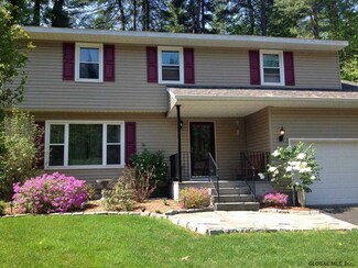 708 Adams Ct, Guilderland, NY 12084