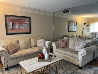 3400 Springdale 303 Blvd Unit 303, Palm Springs, FL 33461