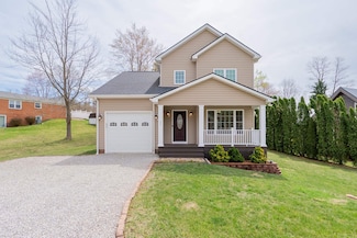 35 Meadow Dr, Christiansburg, VA 24073