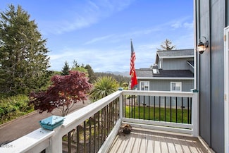 2509 NE 27th Dr, Lincoln City, OR 97367