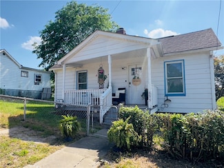 695 Penn Ave, Washington, PA 15301