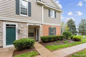 1036 Alameda Blvd Unit 14, Troy, MI 48085