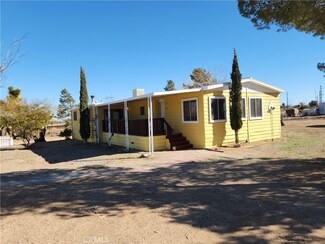 6545 Lindero St, Phelan, CA 92371
