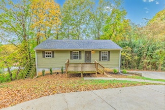 3 Fox Chase St, Rossville, GA 30741