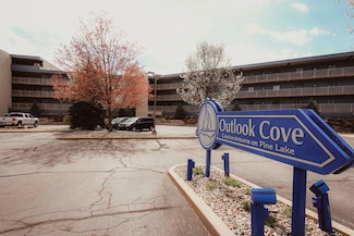 323 Outlook Cove Dr, La Porte, IN 46350