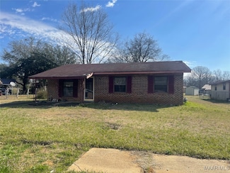 25 Martin Luther King Dr, Uniontown, AL 36786