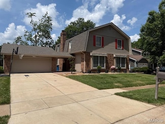 1941 Squires Way Ct, Chesterfield, MO 63017