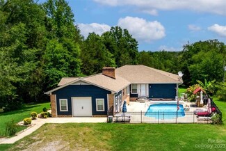 1425 Mcgill Rd, Smyrna, SC 29743