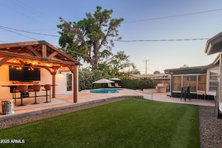 4245 E Earll Dr, Phoenix, AZ 85018