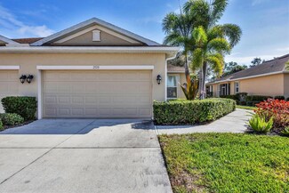 2520 Terracina Dr, Venice, FL 34292