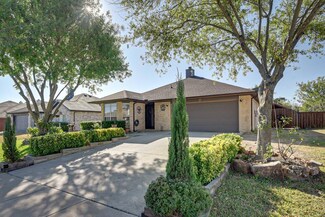 4642 Kingfisher Dr, Dallas, TX 75236