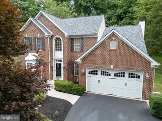 62 Huntingdon Farm Dr, Glen Mills, PA 19342