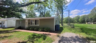 329 Pine Dr, Mount Vernon, IL 62864