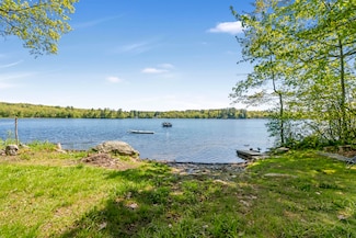 67 Overlook Rd, Windham, ME 04062
