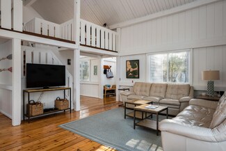 7 Vale Ln, Mashpee, MA 02649