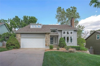 7541 Westgate St, Shawnee, KS 66216