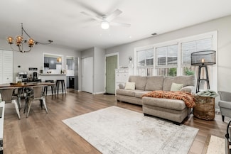 251 E Kossuth St Unit C, Columbus, OH 43206