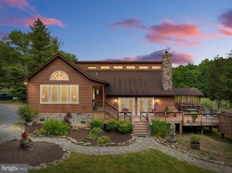 2140 Deer Rapids Rd, Strasburg, VA 22657