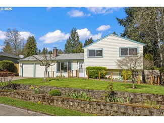 8995 SW Pinebrook St, Portland, OR 97224