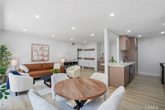 1730 Camino Palmero St Unit 316, Los Angeles, CA 90046