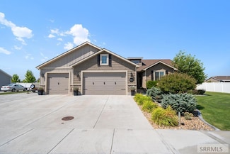 3827 E Hazelwood Way, Ammon, ID 83406